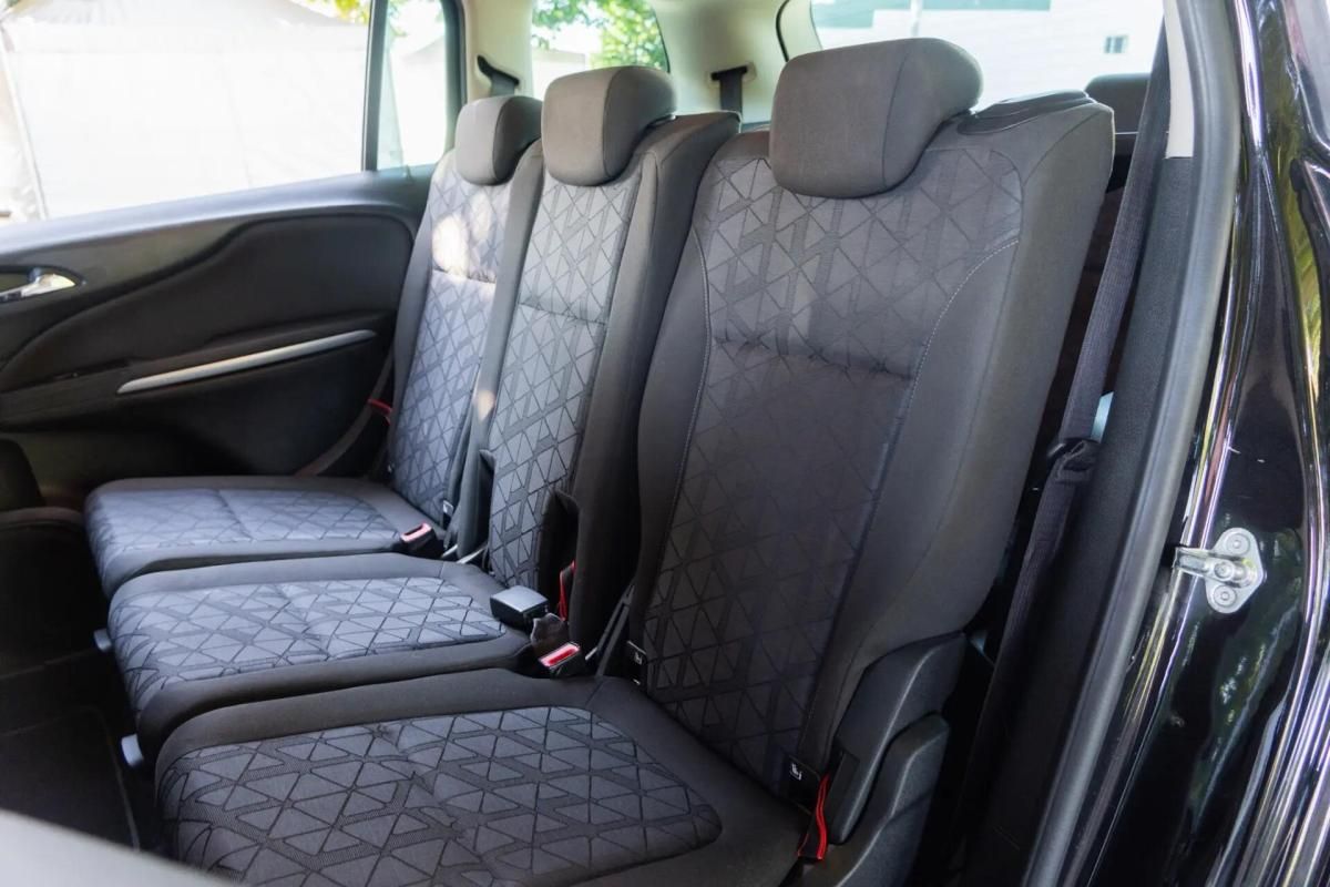 opel-zafira-2019-diesel-1598cc