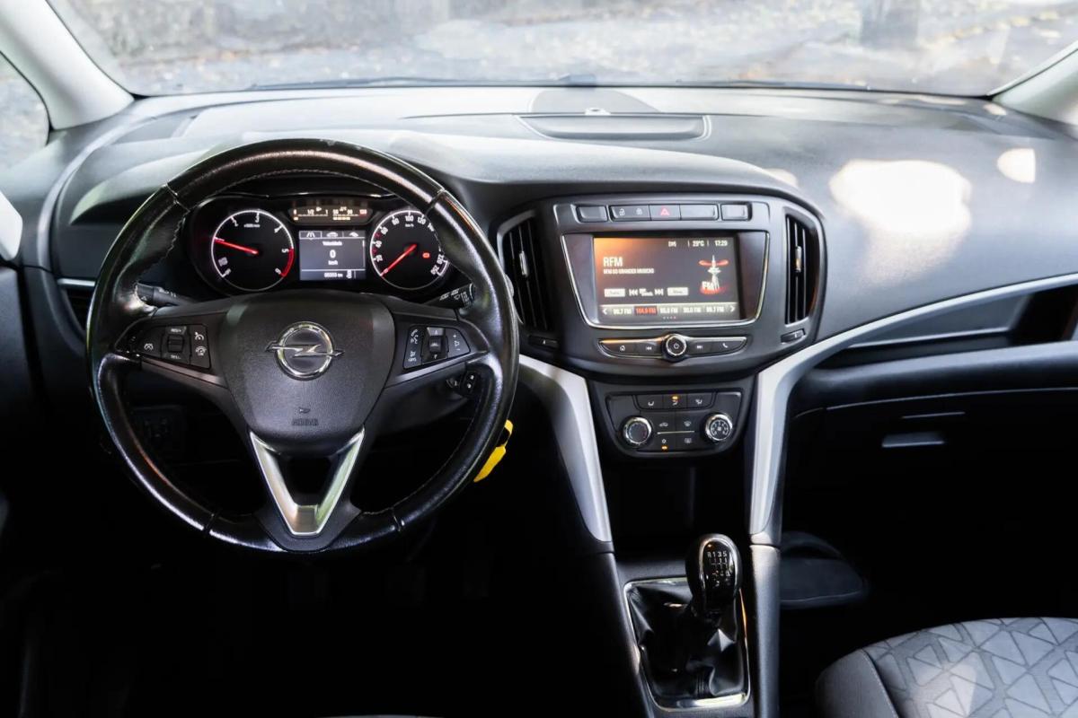 opel-zafira-2019-diesel-1598cc