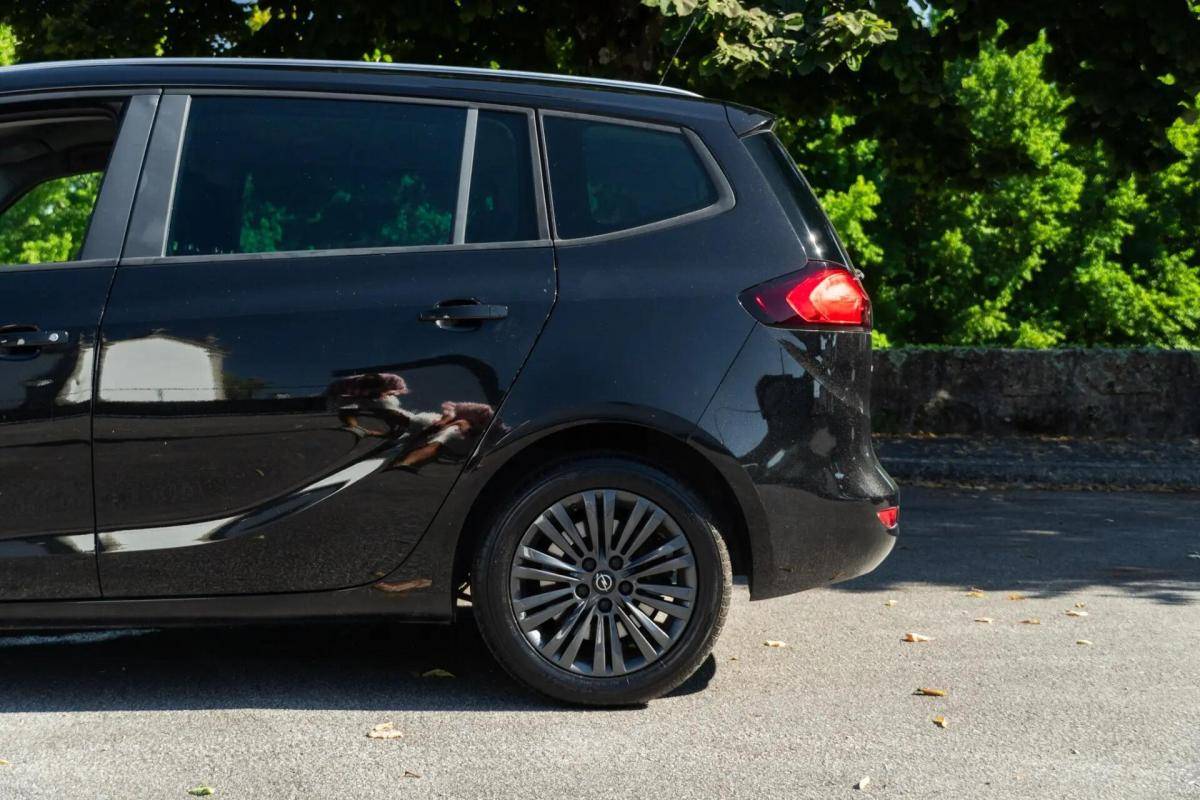 opel-zafira-2019-diesel-1598cc
