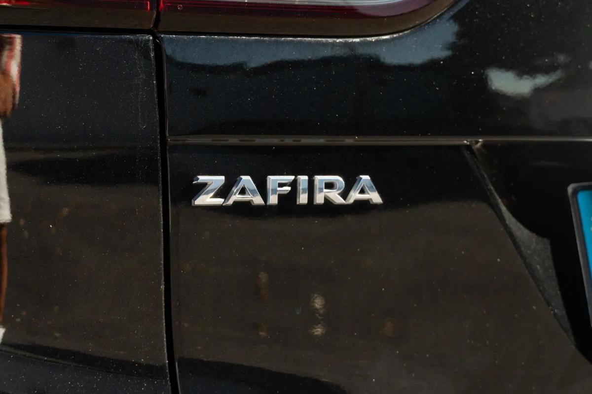 opel-zafira-2019-diesel-1598cc