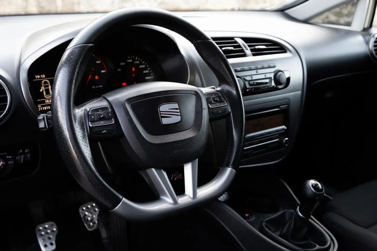 seat-leon-2012-diesel-1968cc