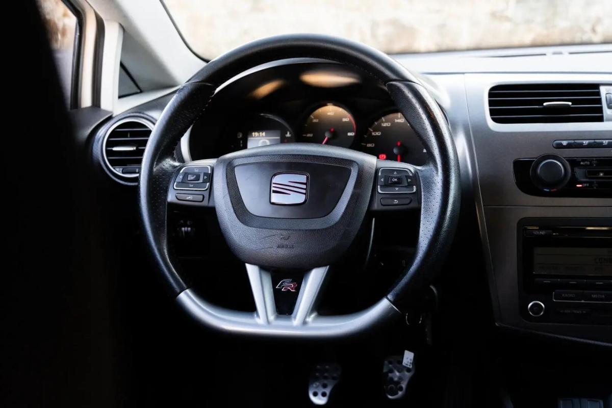 seat-leon-2012-diesel-1968cc