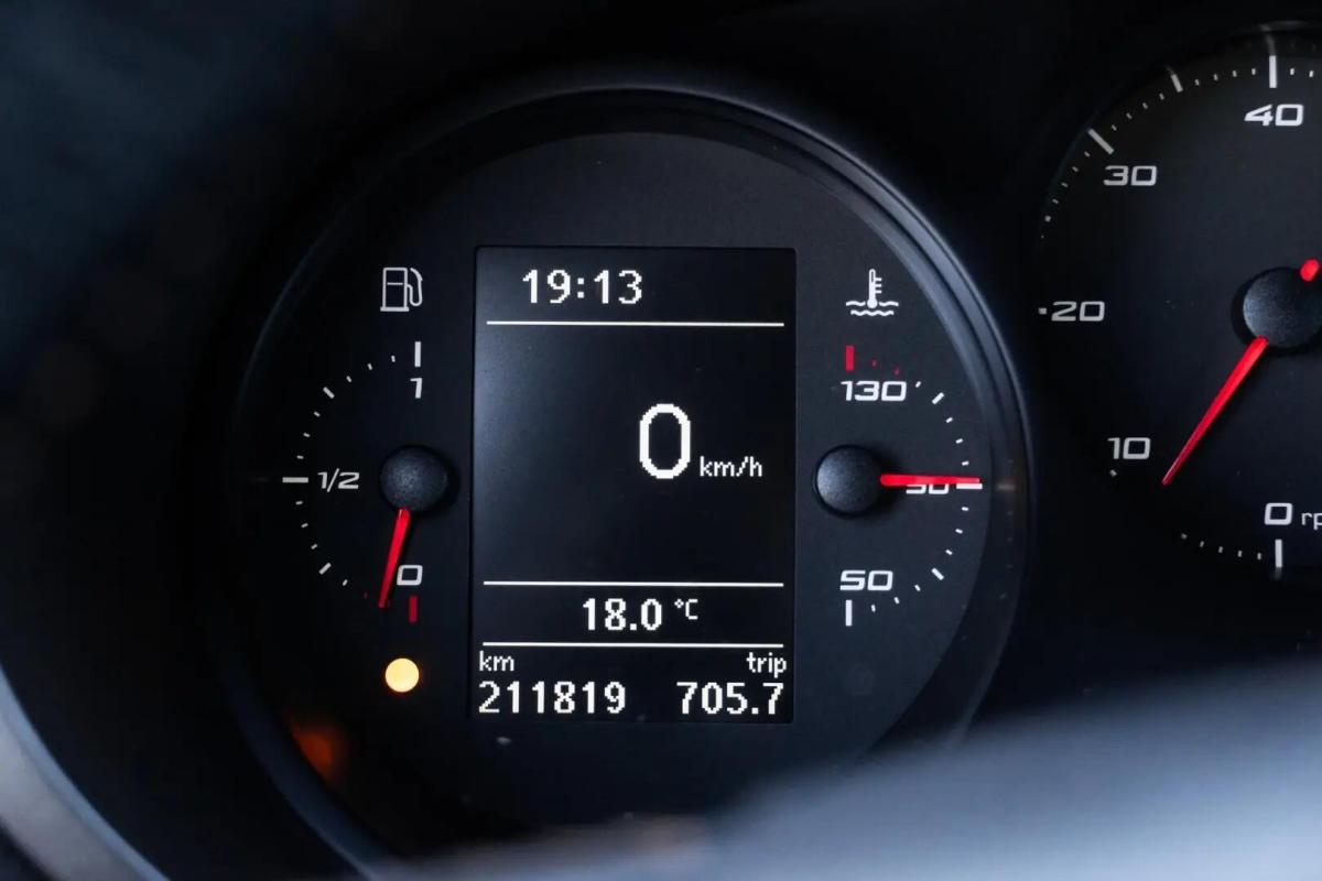 seat-leon-2012-diesel-1968cc