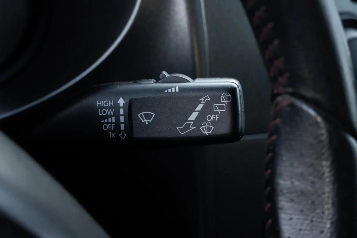 seat-leon-2012-diesel-1968cc