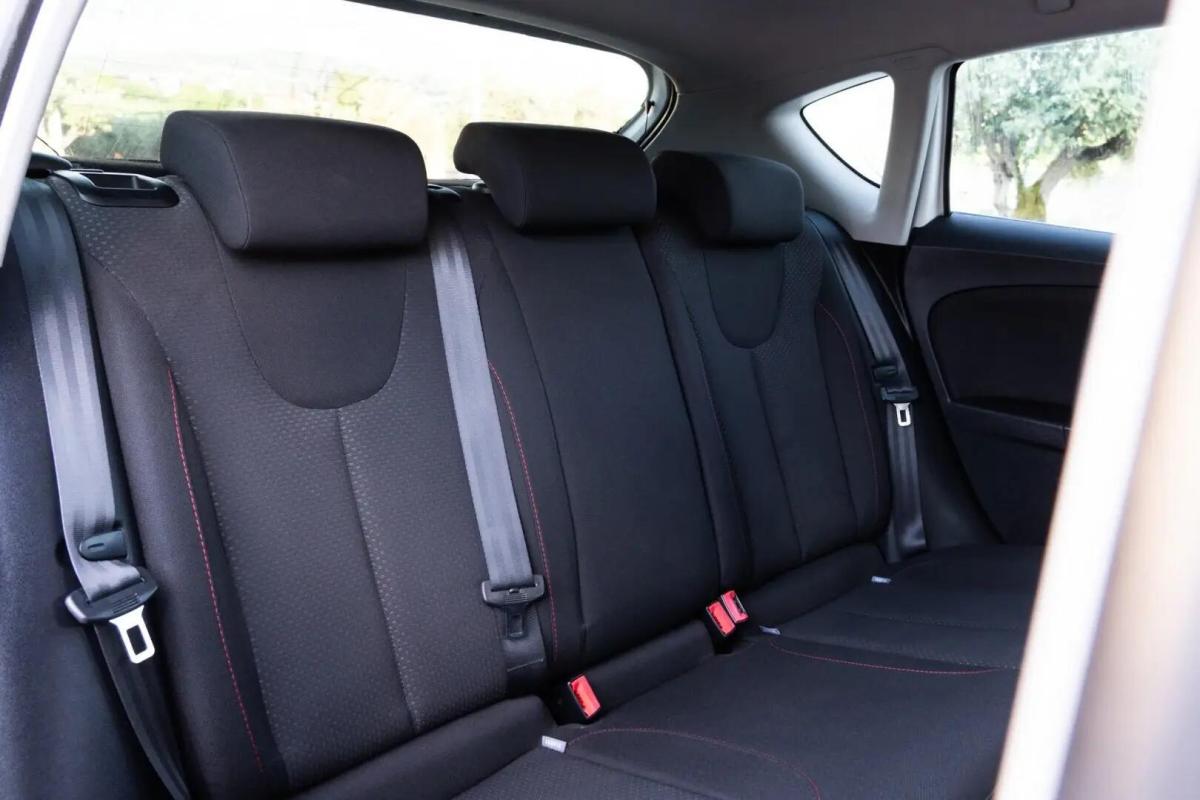 seat-leon-2012-diesel-1968cc