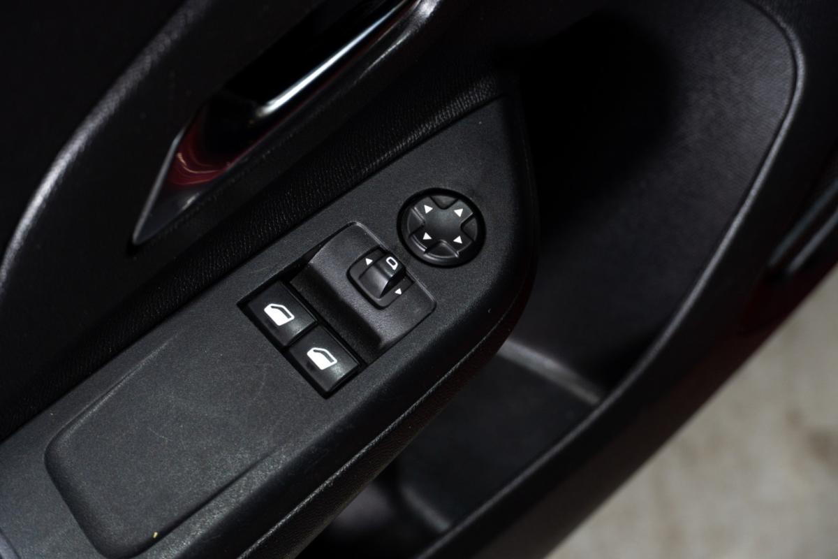 opel-corsa-2023-gasolina-1199cc