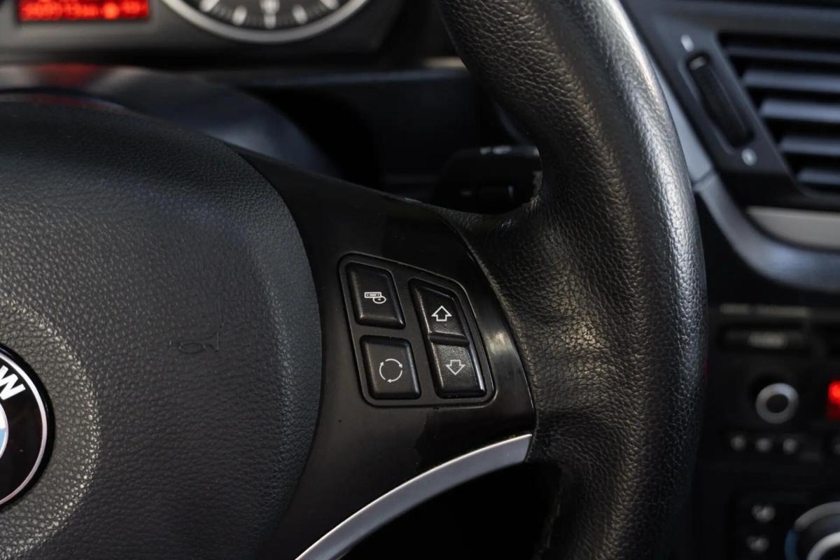 bmw-x1-sdrive20d-2010-diesel-1995cc