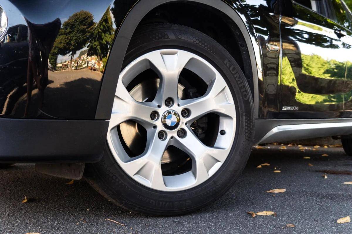 bmw-x1-sdrive20d-2010-diesel-1995cc