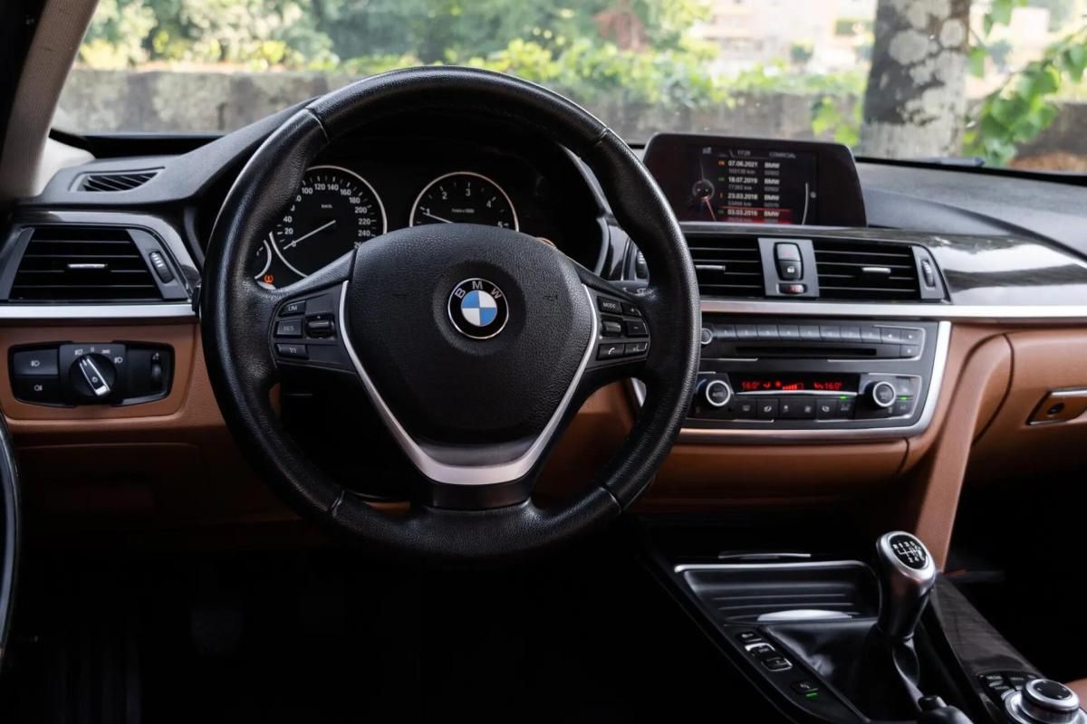 bmw-serie-3-320d-xdrive-touring-2014-diesel-1995cc