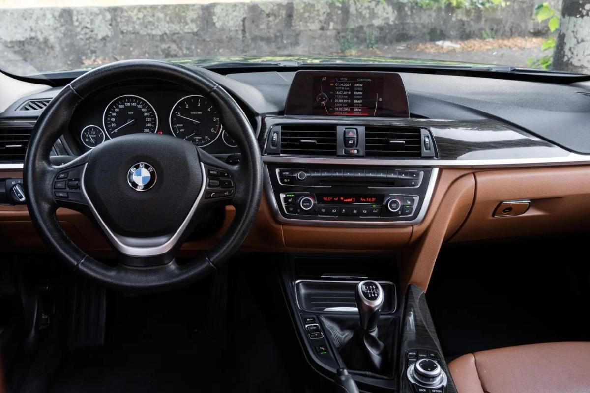 bmw-serie-3-320d-xdrive-touring-2014-diesel-1995cc