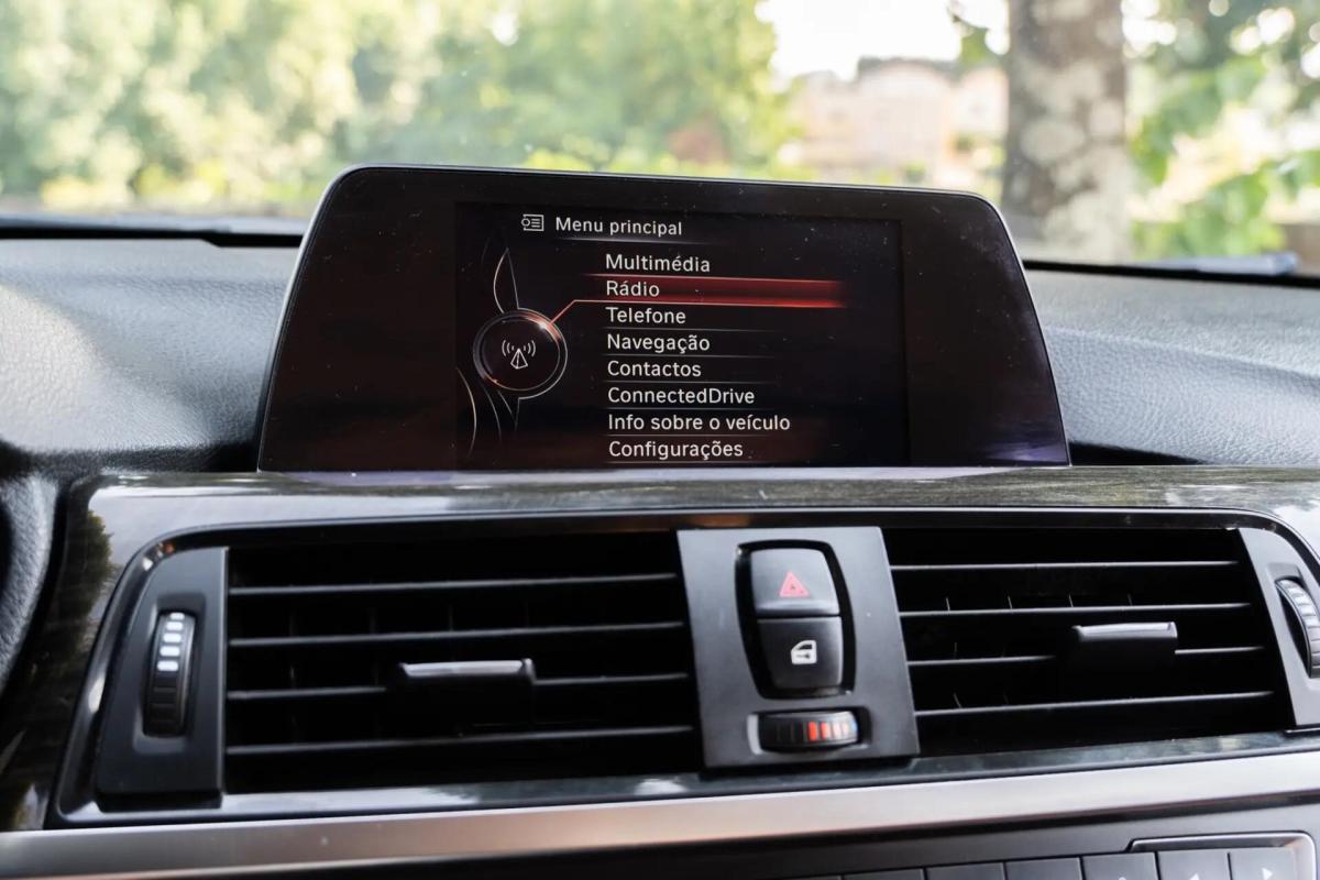 bmw-serie-3-320d-xdrive-touring-2014-diesel-1995cc