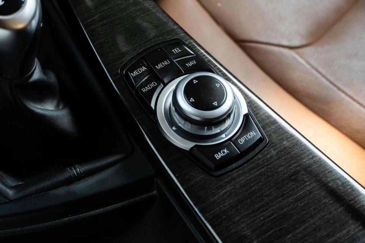 bmw-serie-3-320d-xdrive-touring-2014-diesel-1995cc