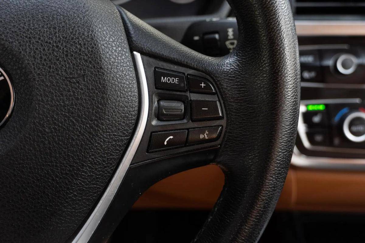 bmw-serie-3-320d-xdrive-touring-2014-diesel-1995cc