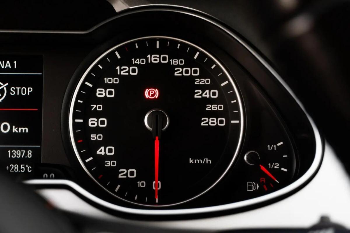 audi-a4-2015-diesel-1968cc