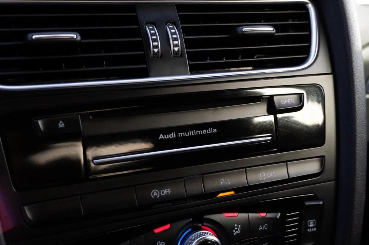 audi-a4-2015-diesel-1968cc