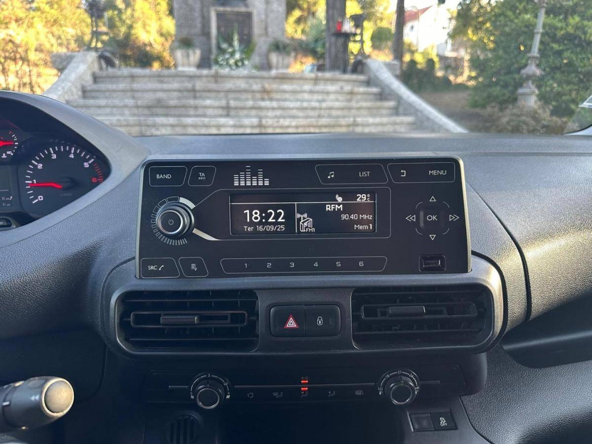peugeot-partner-2021-diesel-1499cc