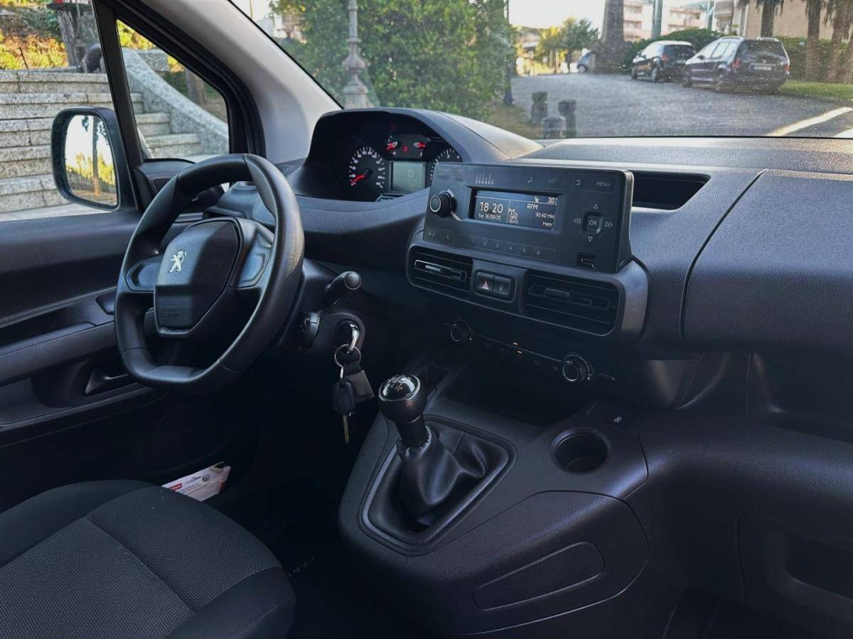 peugeot-partner-2021-diesel-1499cc