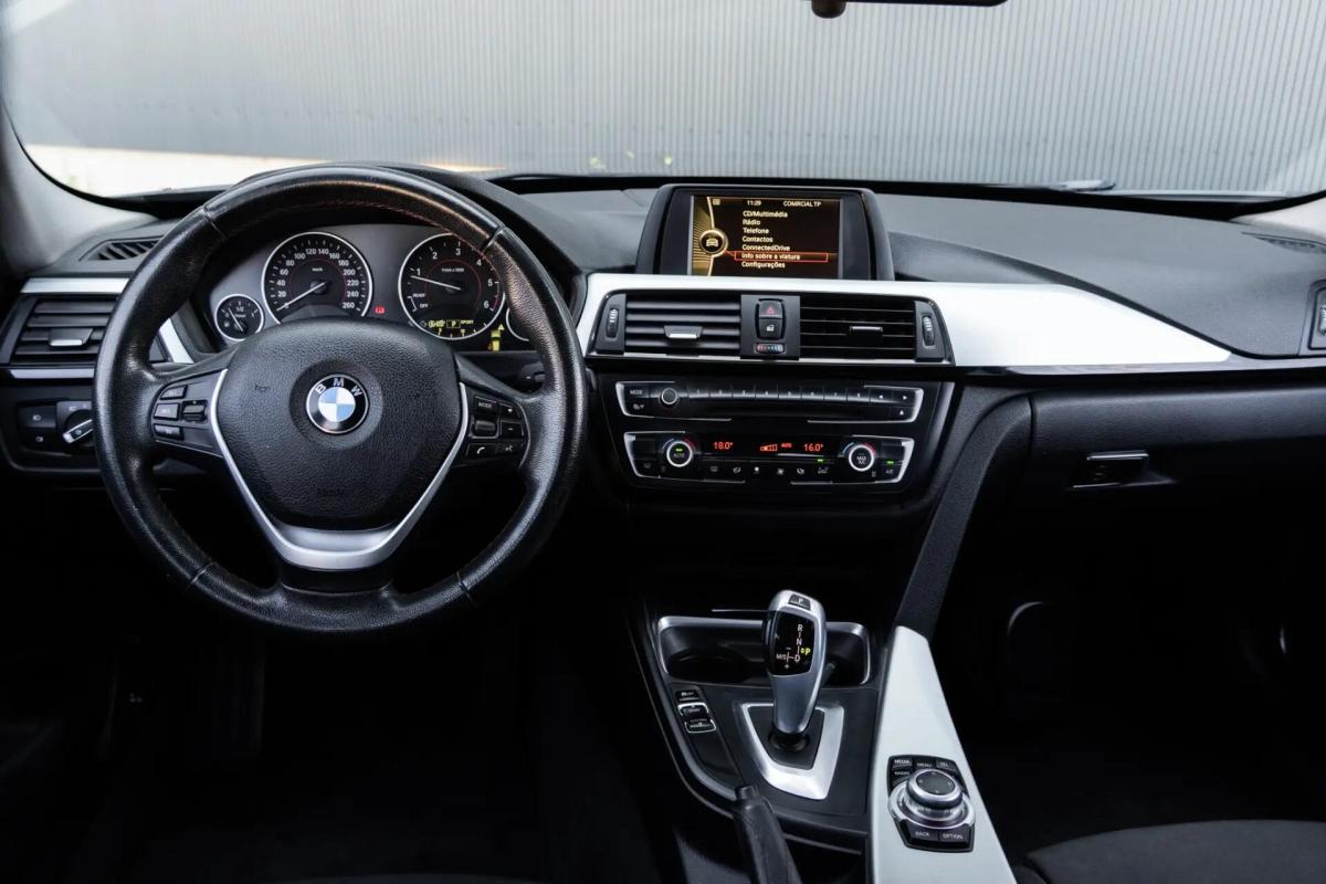 bmw-serie-3-318d-touring-2014-diesel-1995cc