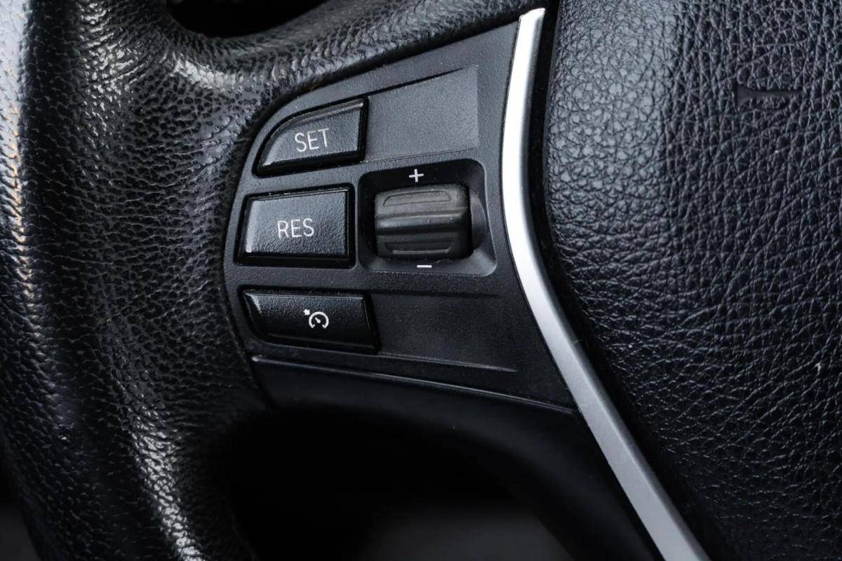 bmw-serie-3-318d-touring-2014-diesel-1995cc
