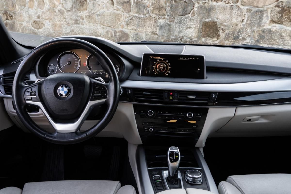 bmw-x5-2016-diesel-1995cc
