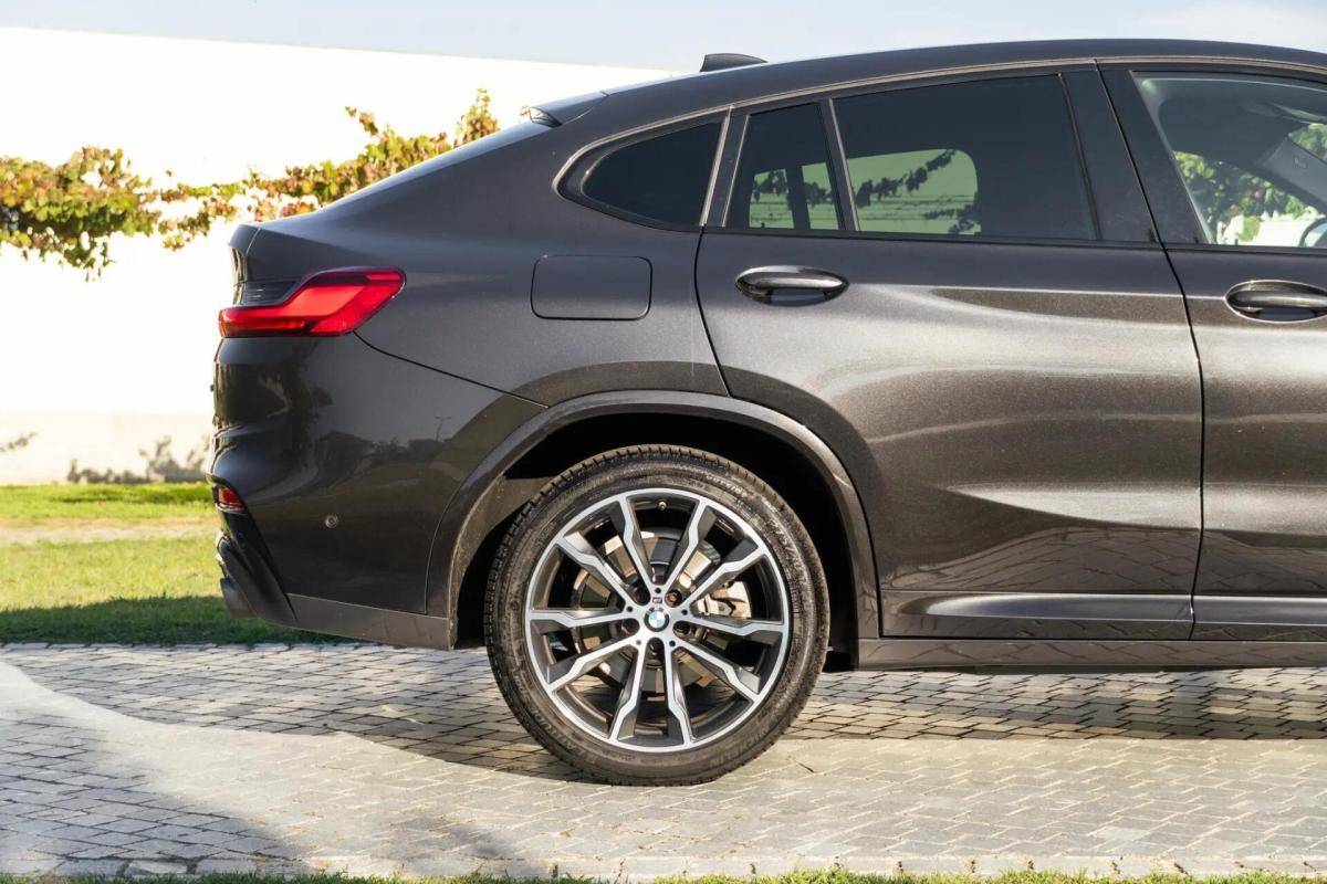 bmw-x4-2019-diesel-1995cc