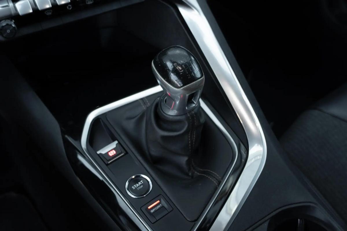 peugeot-3008-2019-gasolina-1199cc