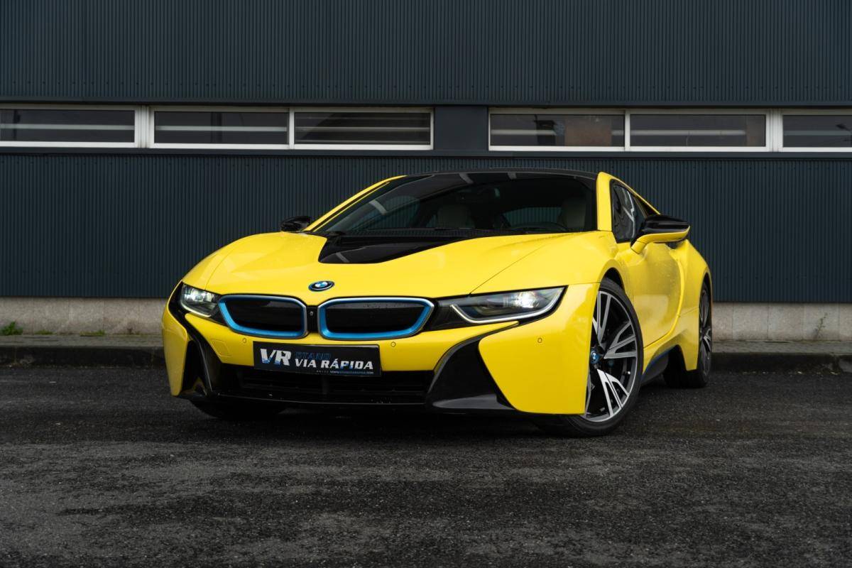 bmw-i8-2015-hibrido-1499cc