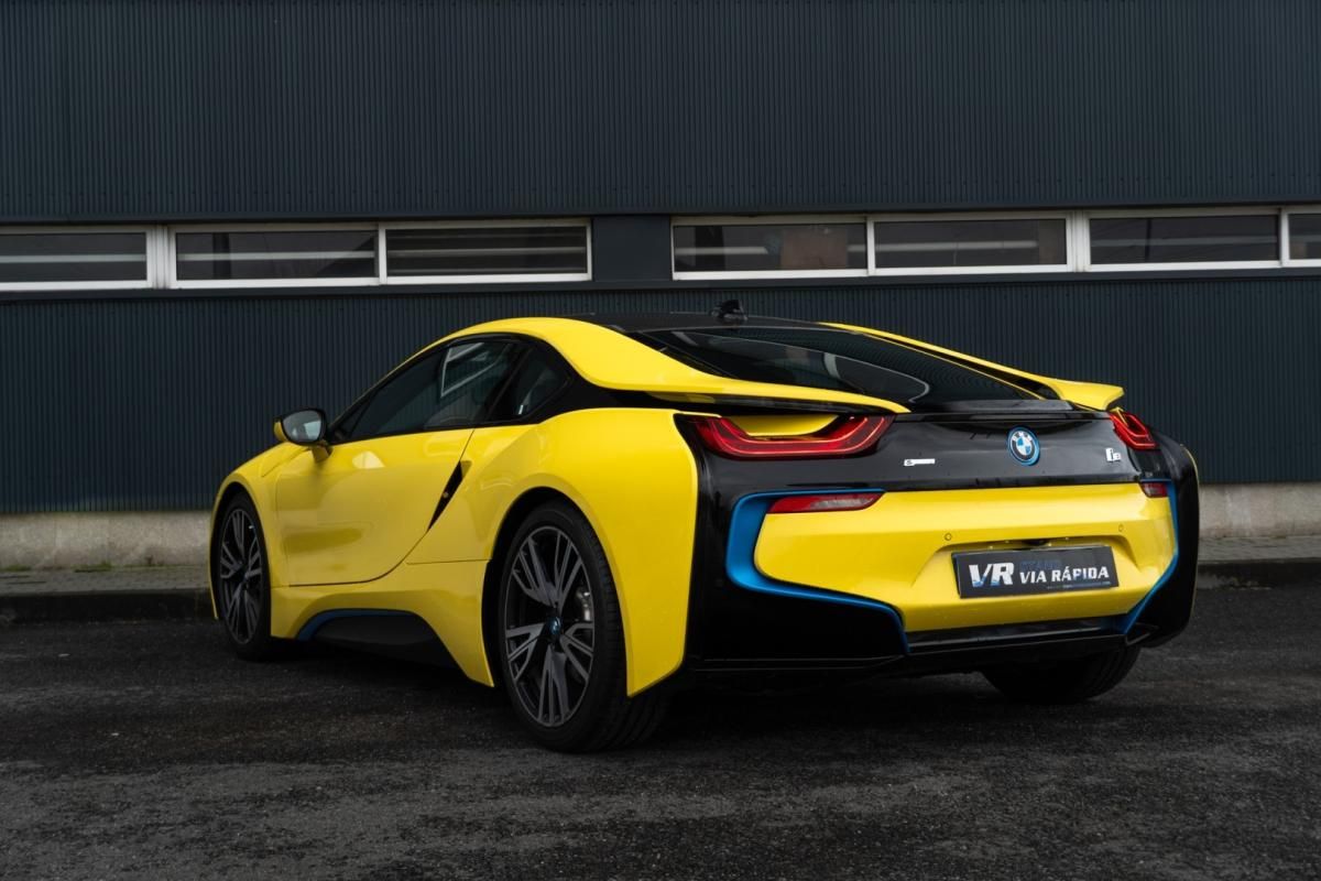 bmw-i8-2015-hibrido-1499cc