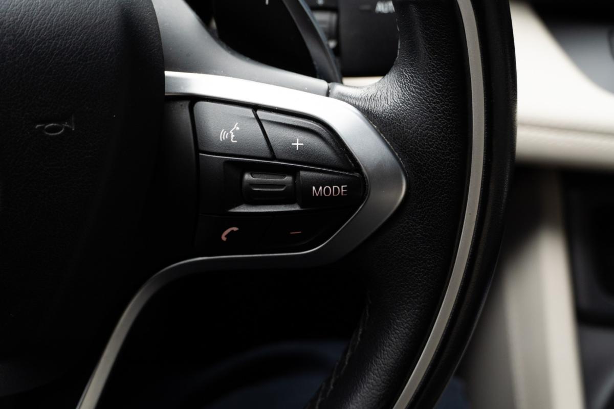 bmw-i8-2015-hibrido-1499cc