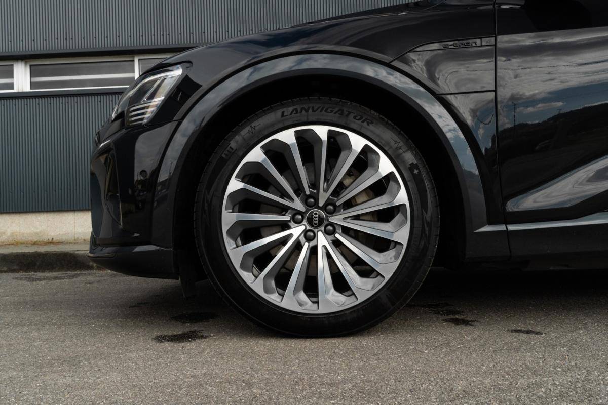 audi-q8-e-tron-2023-eletrico-0cc