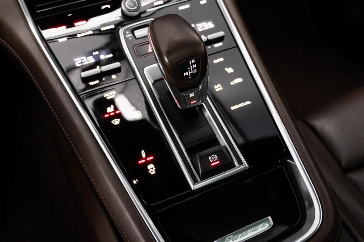 porsche-panamera-sport-turismo-2018-hibrido-a-gasolina-2894cc