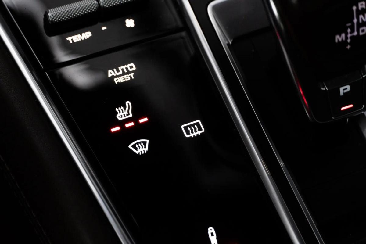 porsche-panamera-sport-turismo-2018-hibrido-a-gasolina-2894cc