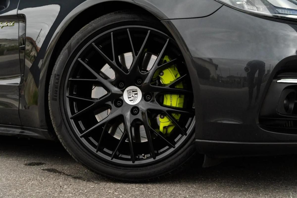porsche-panamera-sport-turismo-2018-hibrido-a-gasolina-2894cc