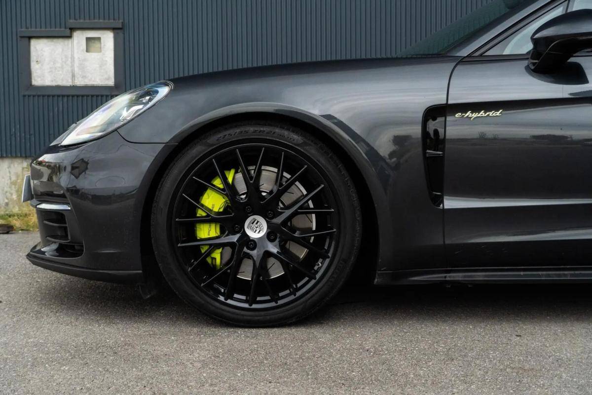 porsche-panamera-sport-turismo-2018-hibrido-a-gasolina-2894cc