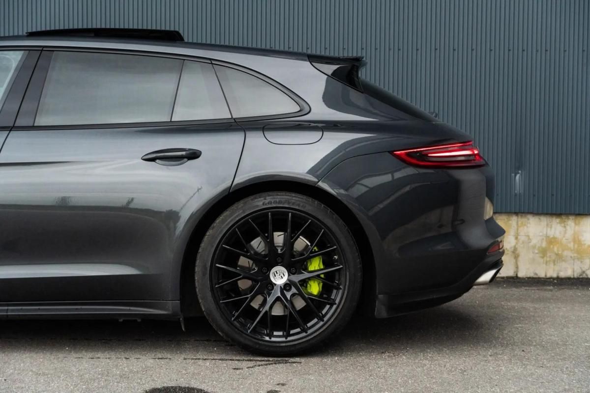 porsche-panamera-sport-turismo-2018-hibrido-a-gasolina-2894cc