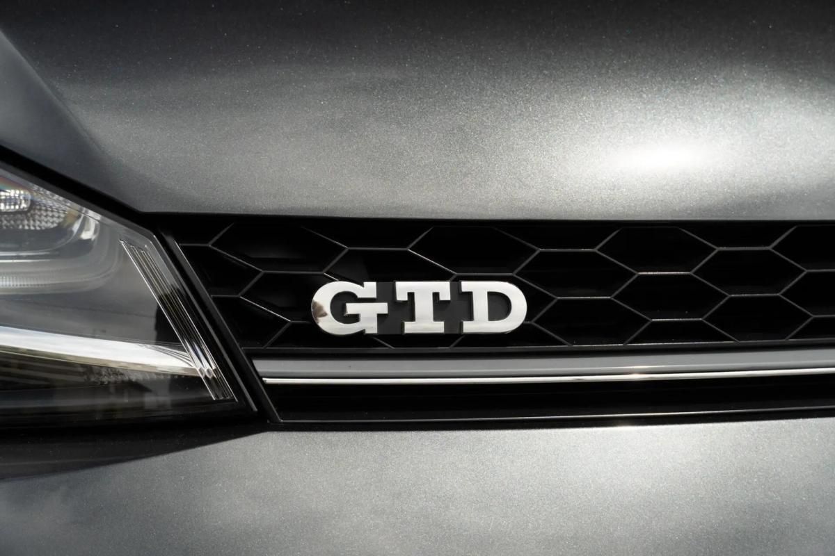 volkswagen-golf-2016-diesel-1968cc