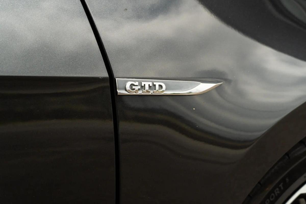 volkswagen-golf-2016-diesel-1968cc