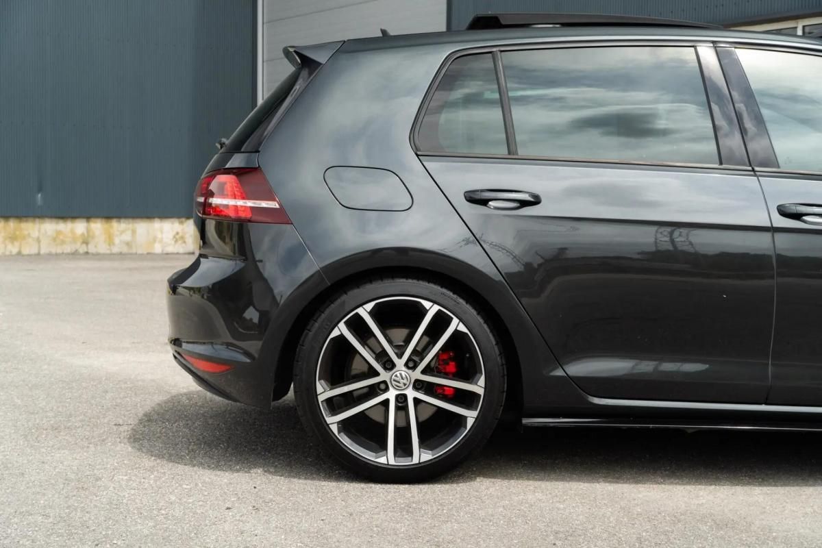 volkswagen-golf-2016-diesel-1968cc