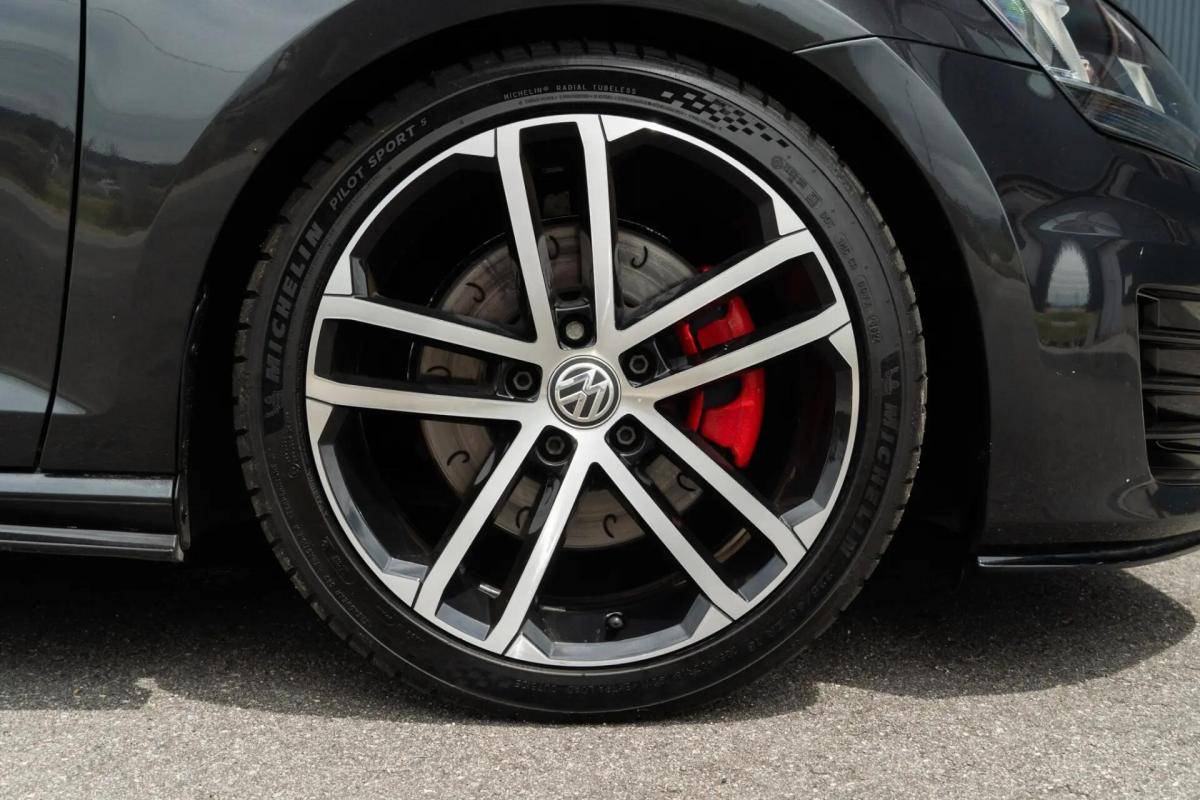 volkswagen-golf-2016-diesel-1968cc