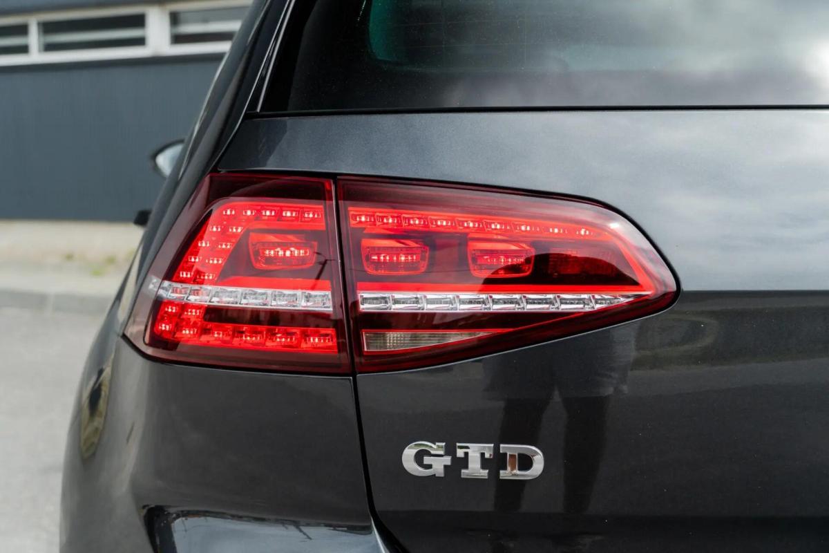 volkswagen-golf-2016-diesel-1968cc