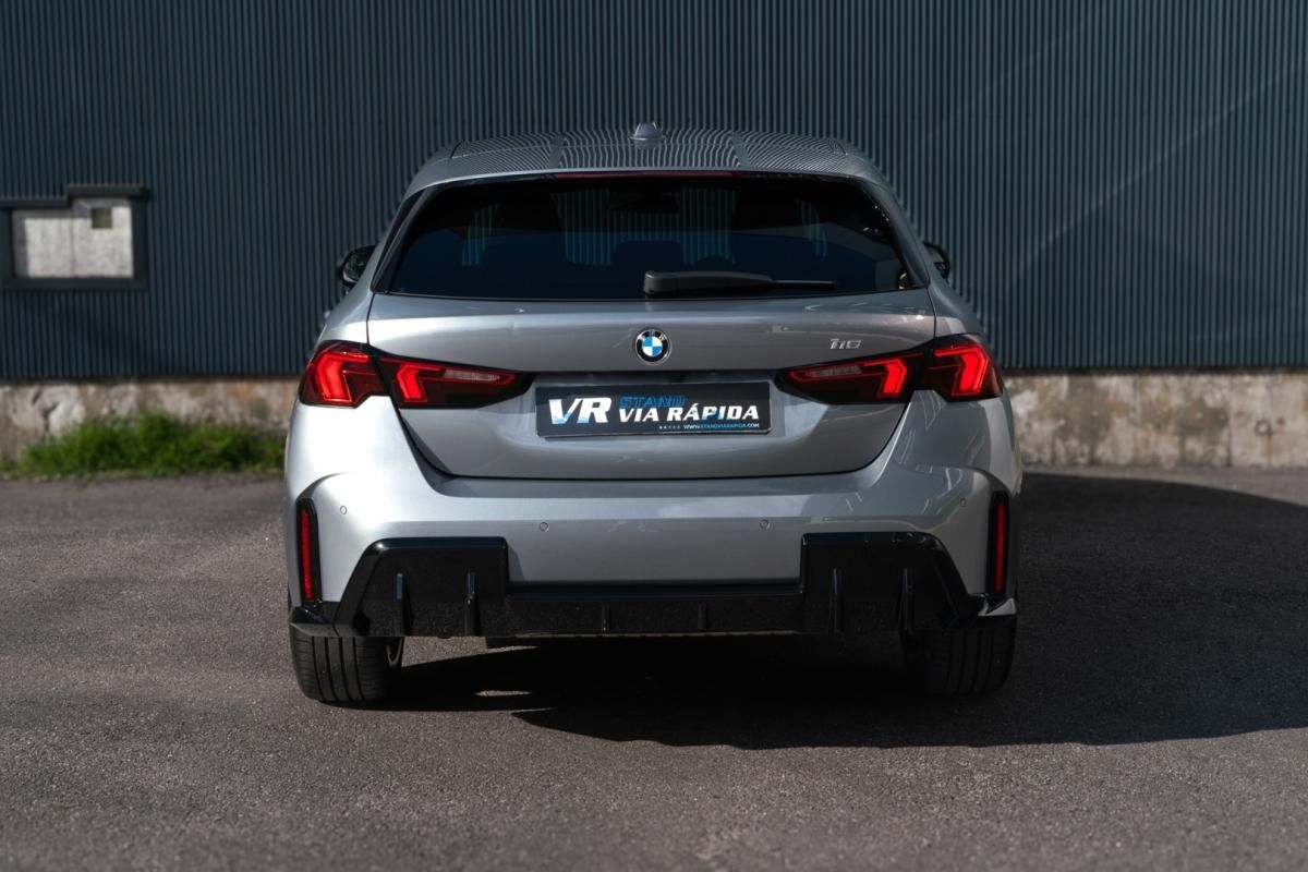 bmw-serie-1-2025-gasolina-1499cc