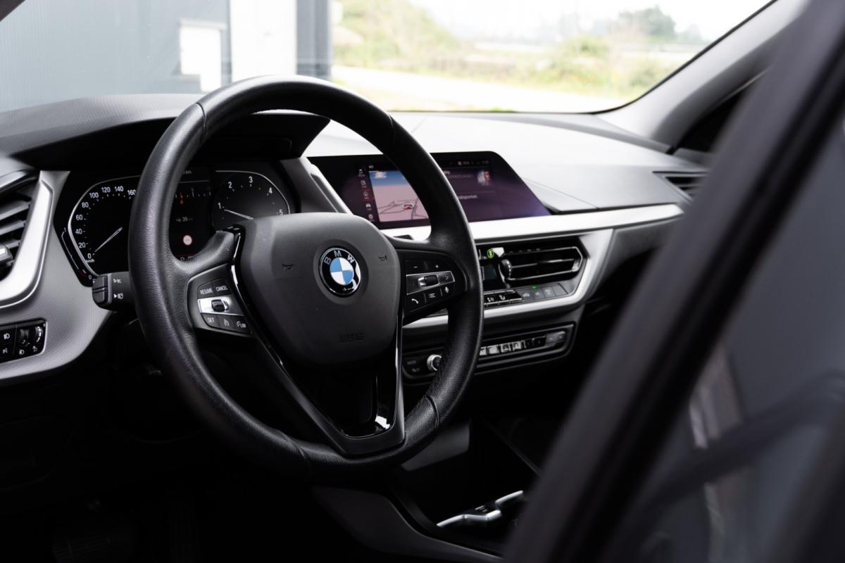 bmw-serie-1-2021-diesel-1496cc
