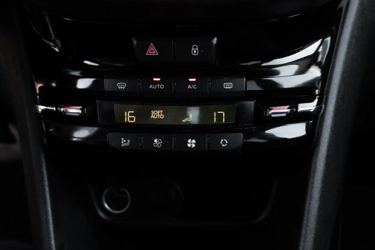 peugeot-2008-2019-gasolina-1199cc
