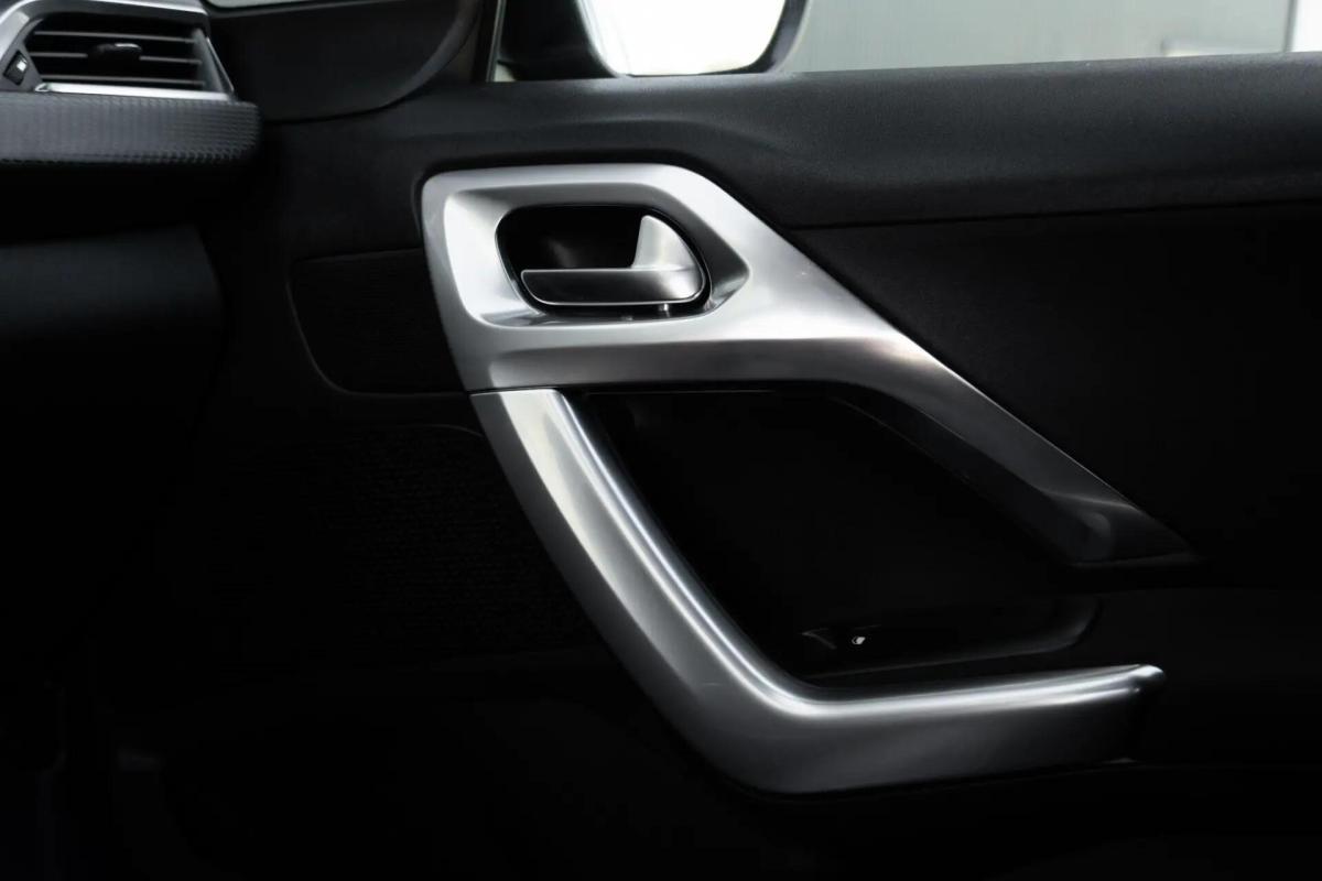 peugeot-2008-2019-gasolina-1199cc