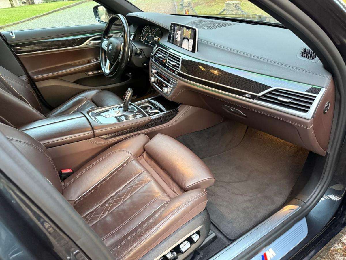 bmw-serie-7-2017-diesel-2993cc