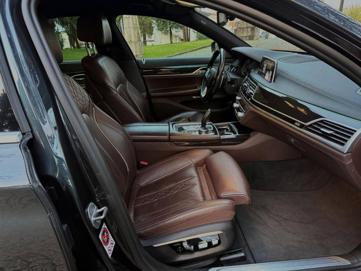 bmw-serie-7-2017-diesel-2993cc