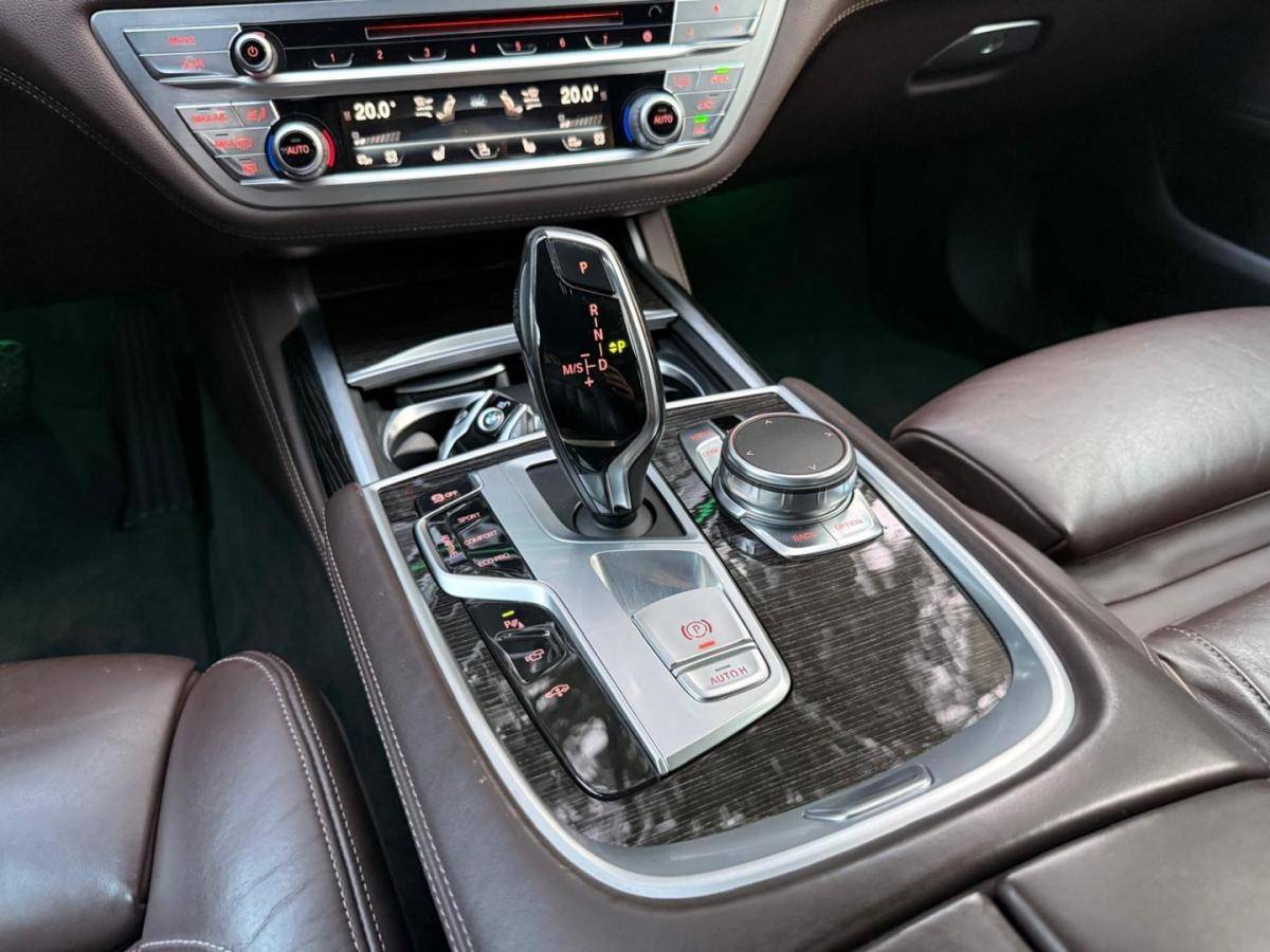 bmw-serie-7-2017-diesel-2993cc