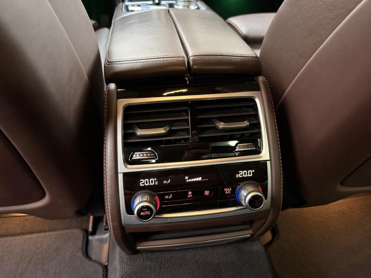 bmw-serie-7-2017-diesel-2993cc