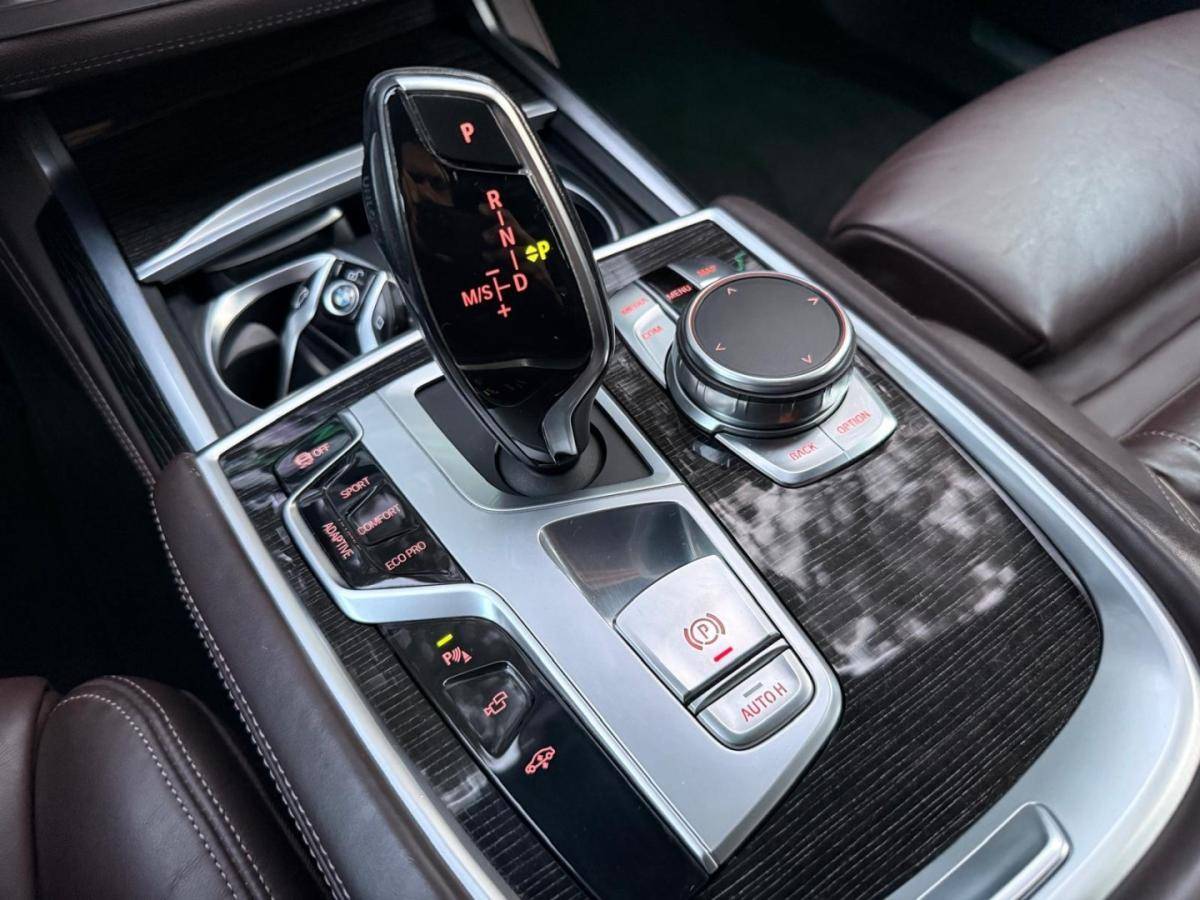 bmw-serie-7-2017-diesel-2993cc