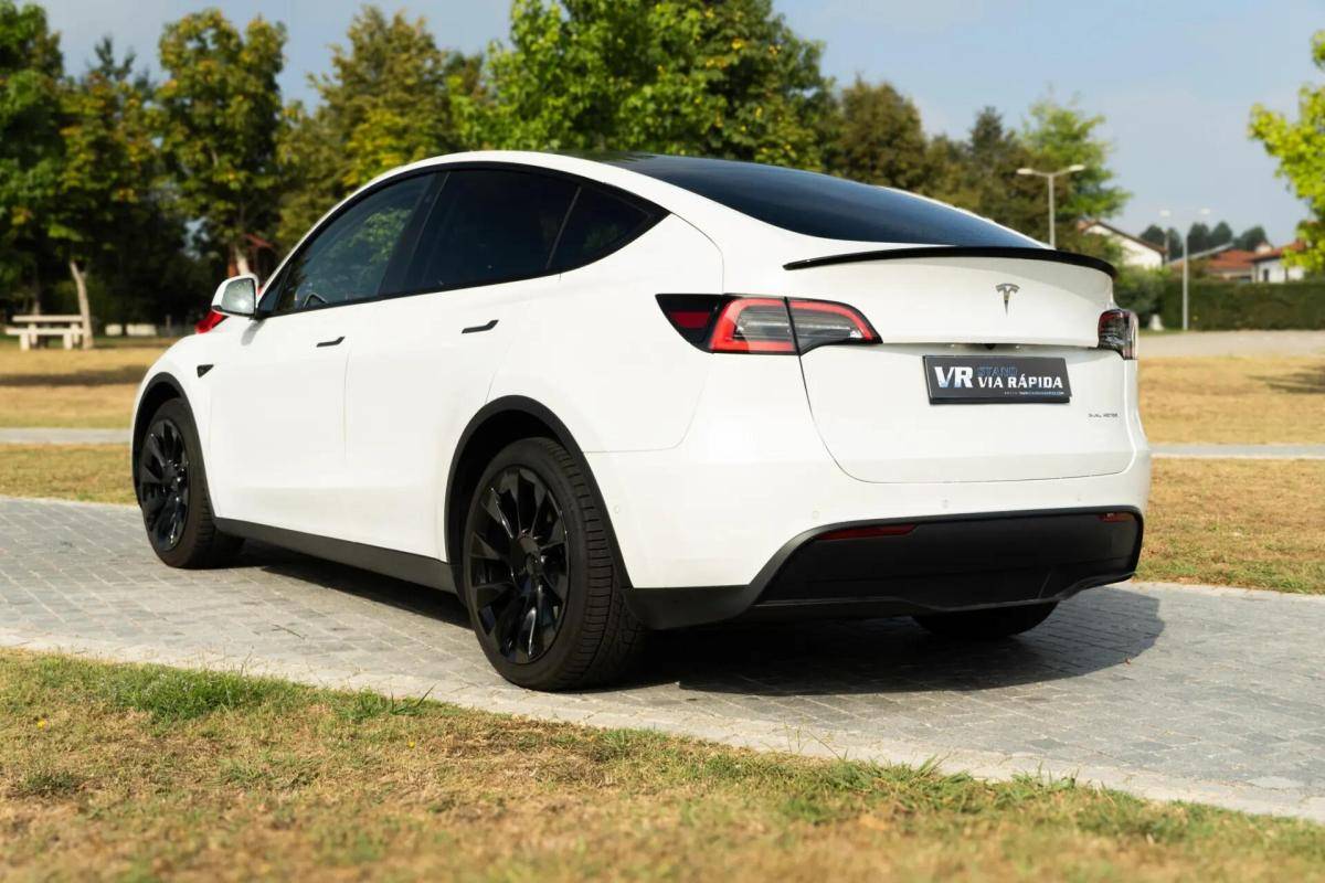 tesla-model-y-2021-eletrico-0cc